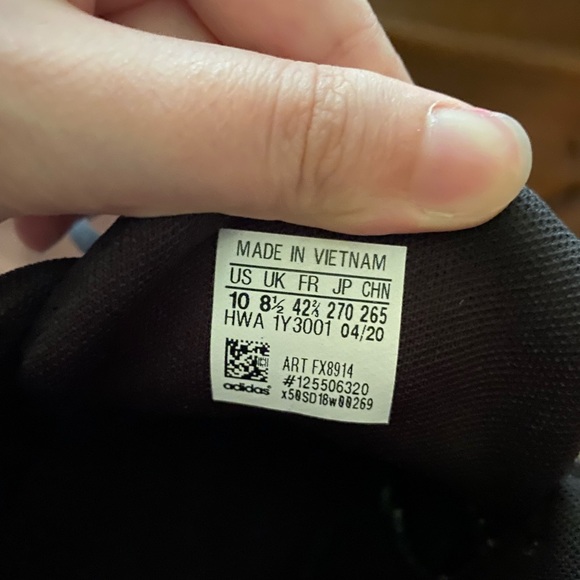 Response Adidas running shoes, women’s size 10 - Picture 3 of 4